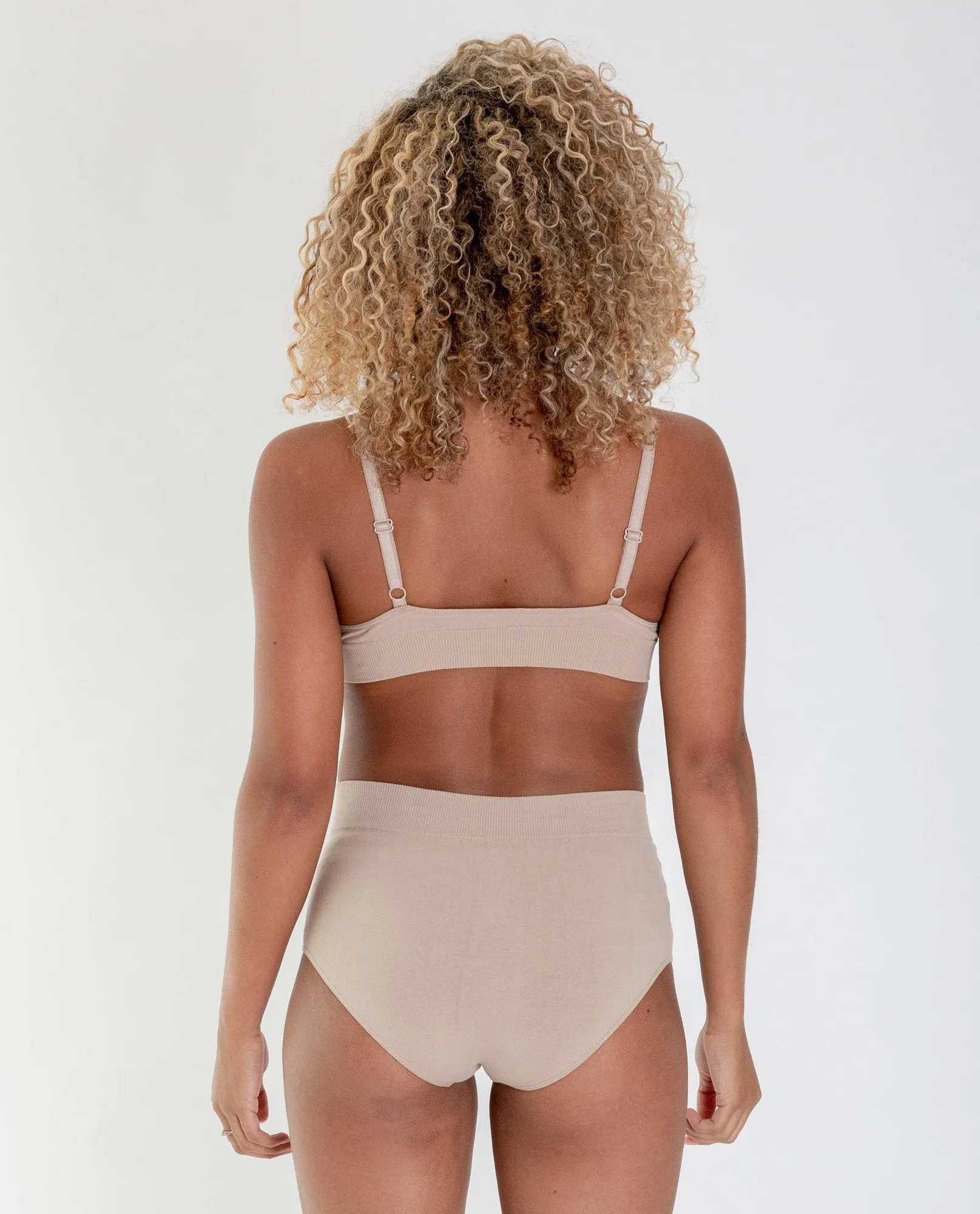 Ilze Organic Cotton Bra In Sand