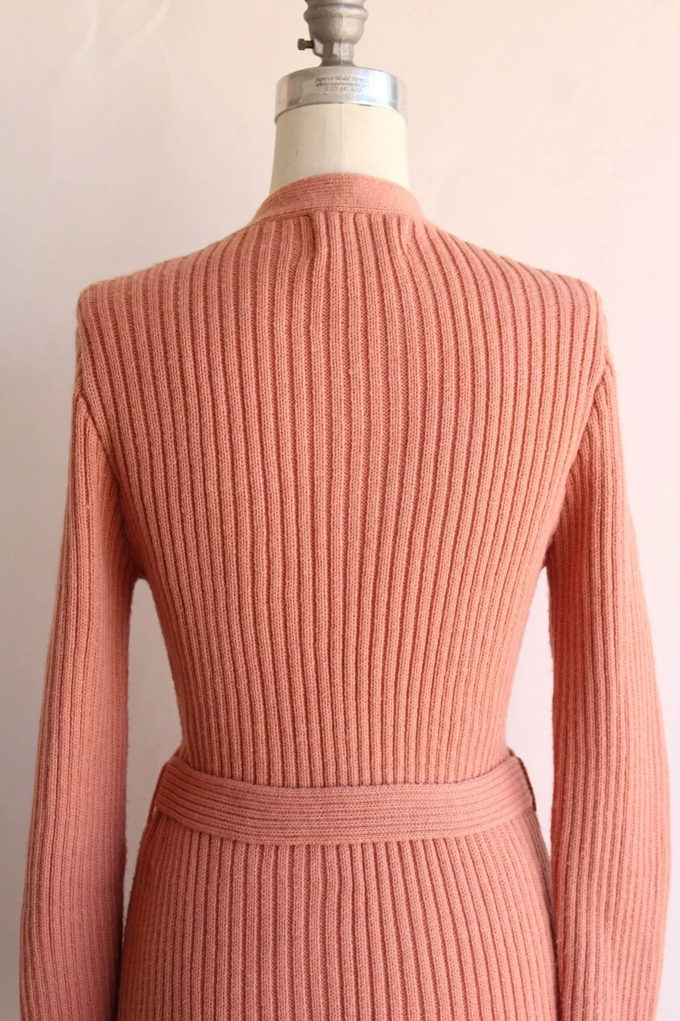 Vintage 1970s 1980s Sweater With Belt and Pockets