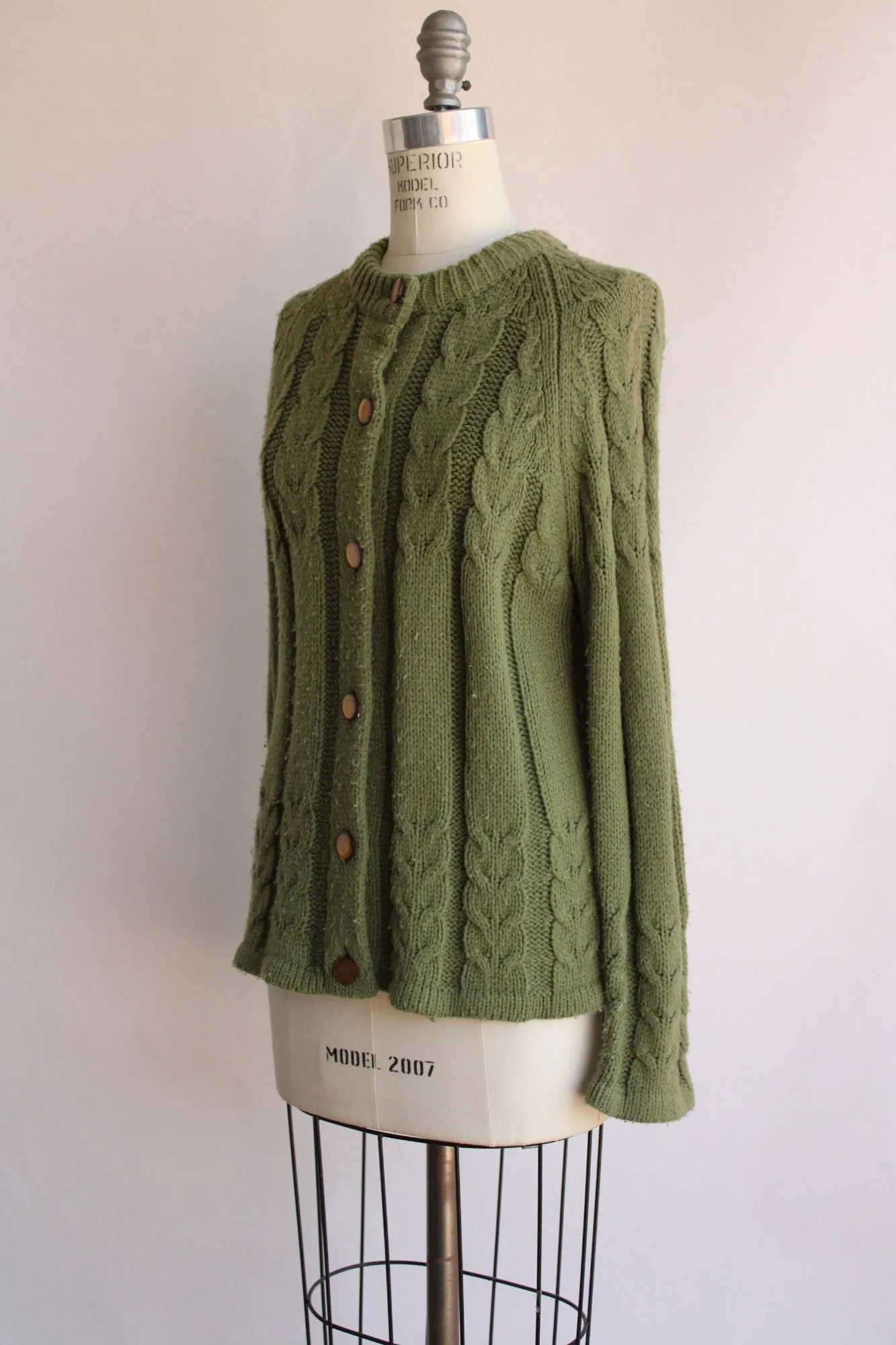 Vintage 1970s Cable Knit Green Cardigan with Pockets